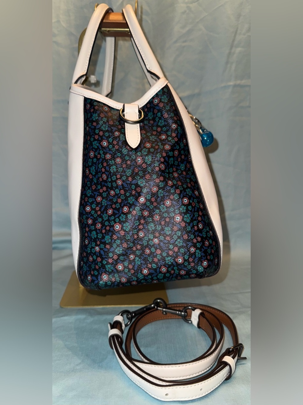 COACH F59442 Margot Carryall White Floral Satchel With Blue Cherry Charm - Picture 4 of 11